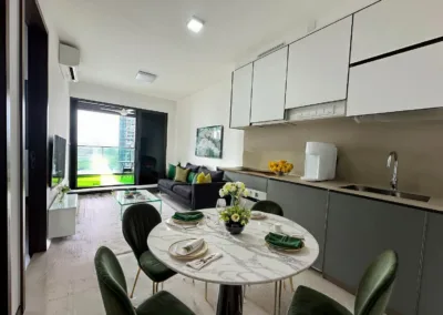 Normanton Park 1-Bedroom